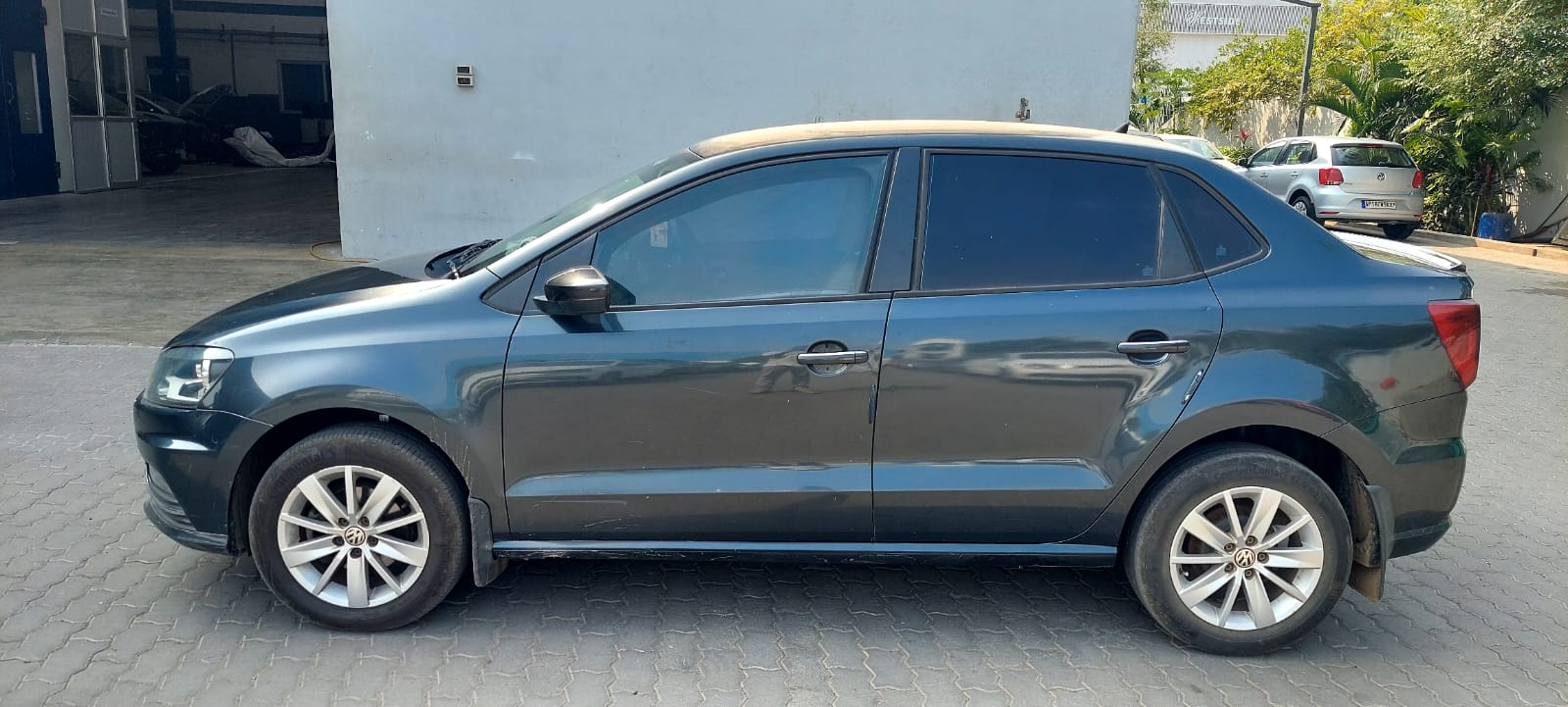 Volkswagen Ameo(2016-2019) Highline 1.2l (p)